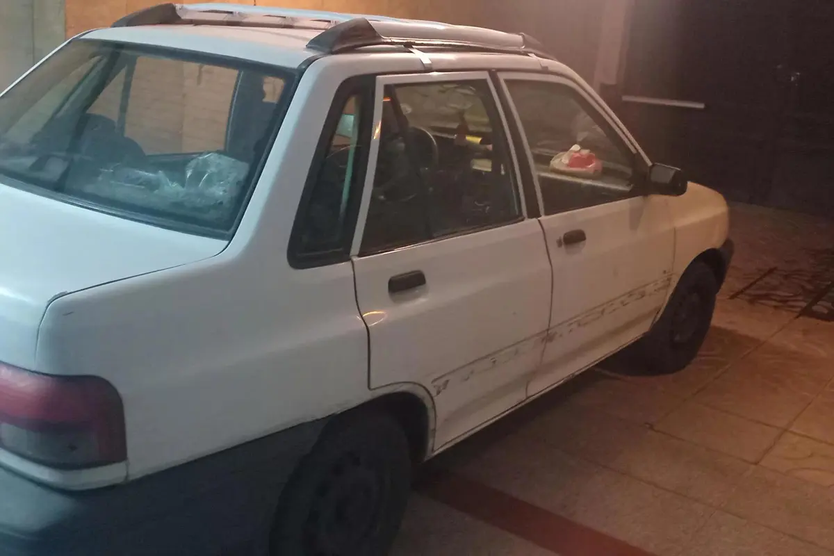 پراید،  صندوق دار