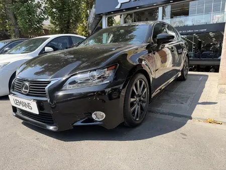 لکسوس GS