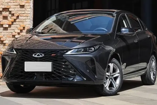 فونیکس، آریزو 8 (Z8)