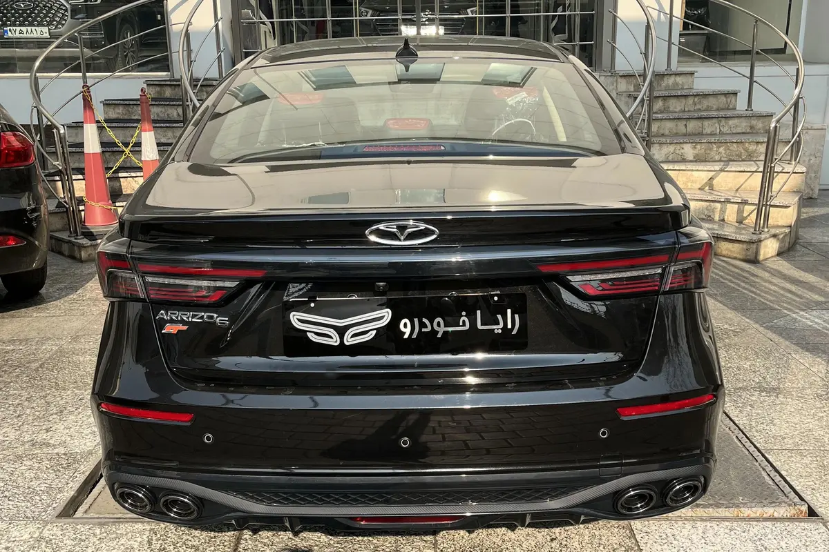فونیکس،  آریزو 6 جی تی (Z6 GT)