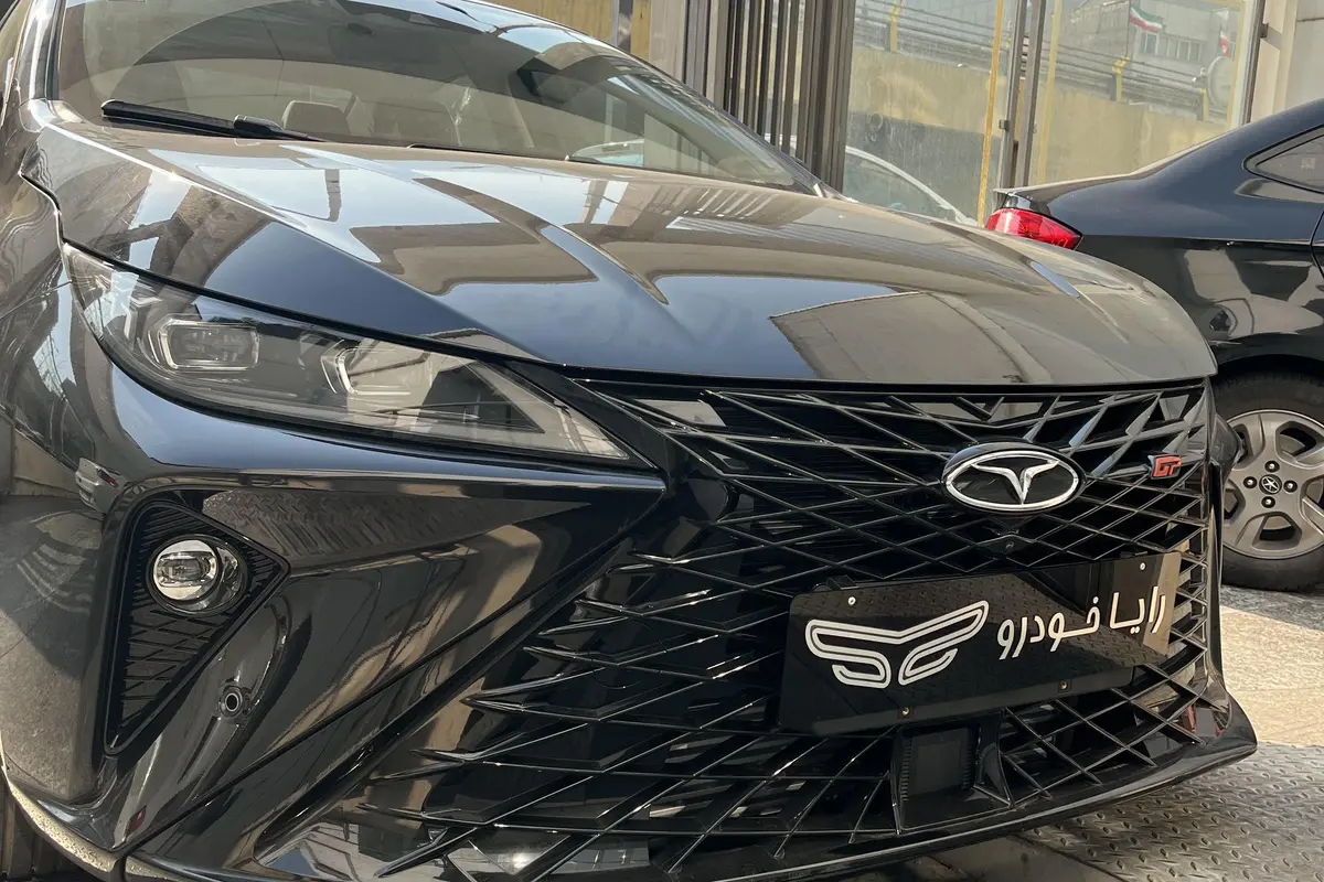 فونیکس،  آریزو 6 جی تی (Z6 GT)