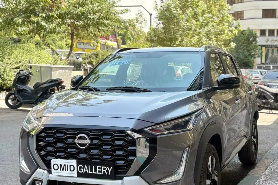 نیسان،  مگنایت