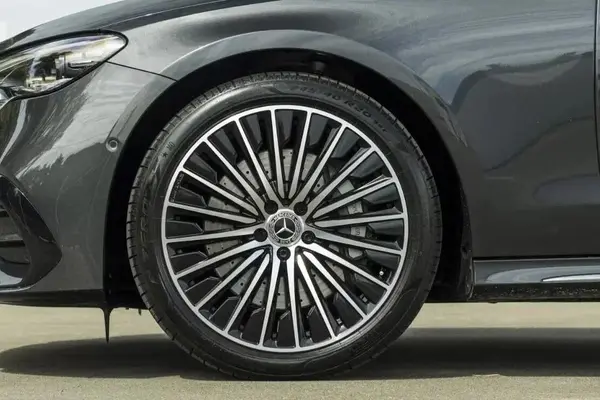 پیش فروش بنز، کلاس E