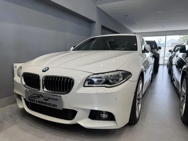 ب ام و، سری 5 سدان