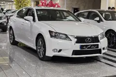 لکسوس، GS