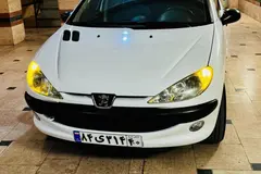 پژو، 206
