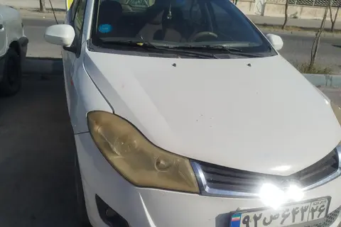 ام وی ام، 315هاچ بک