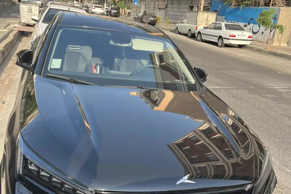 کی ام سی،  J7