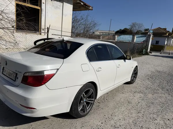 ب ام و، سری 5 سدان