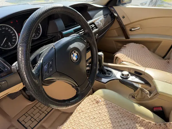 ب ام و، سری 5 سدان