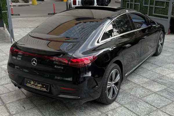 بنز، EQE Sedan