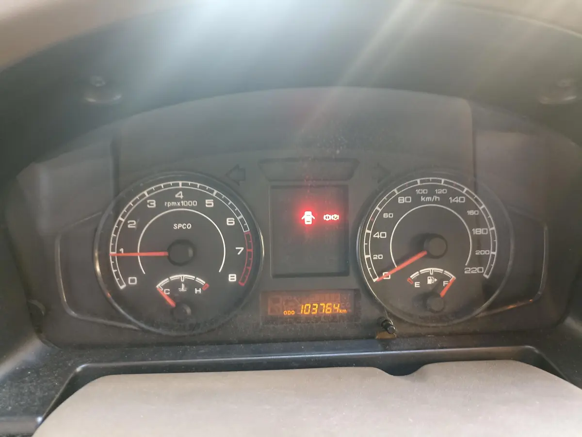 پژو،  405