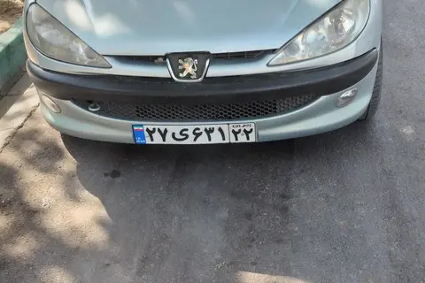 پژو، 206