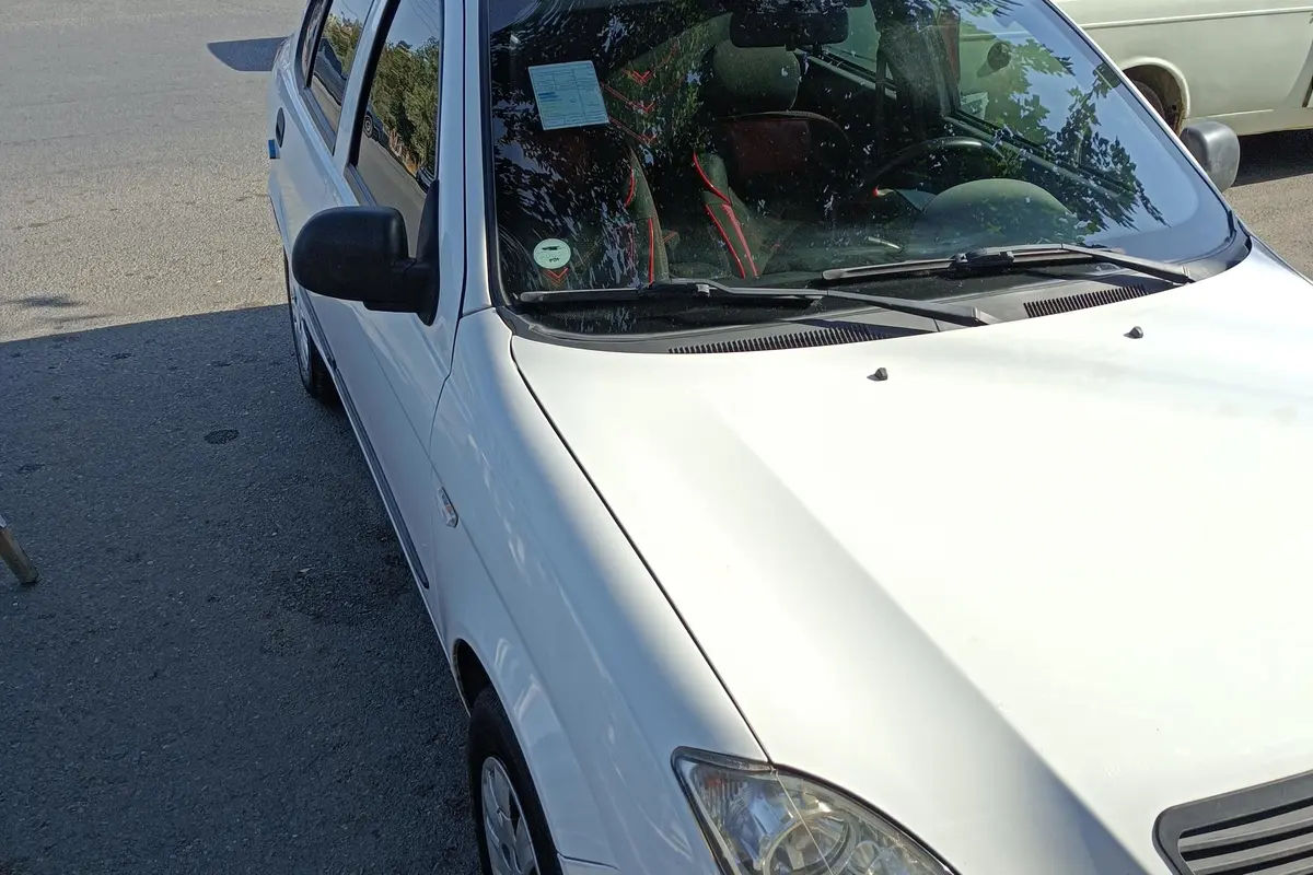 تیبا،  هاچ بک