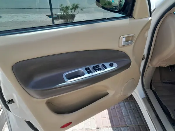 ام وی ام  X33