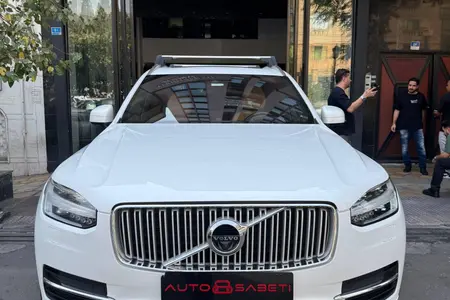 ولوو XC90