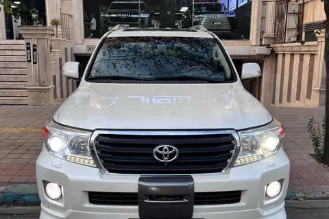 تویوتا، لندکروز چهار در
