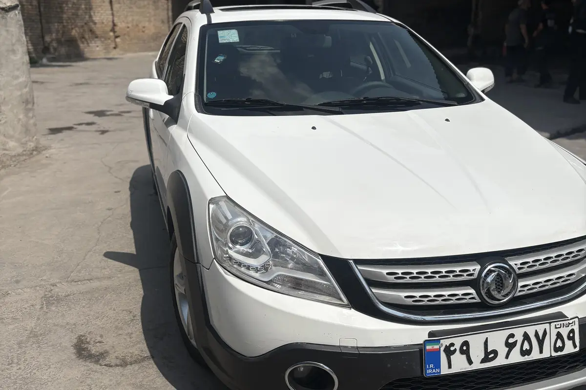 دانگ فنگ،  H30 کراس