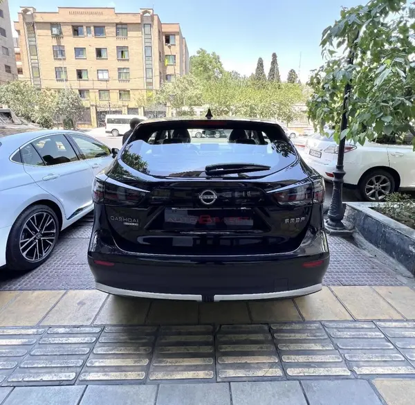 نیسان  قشقایی