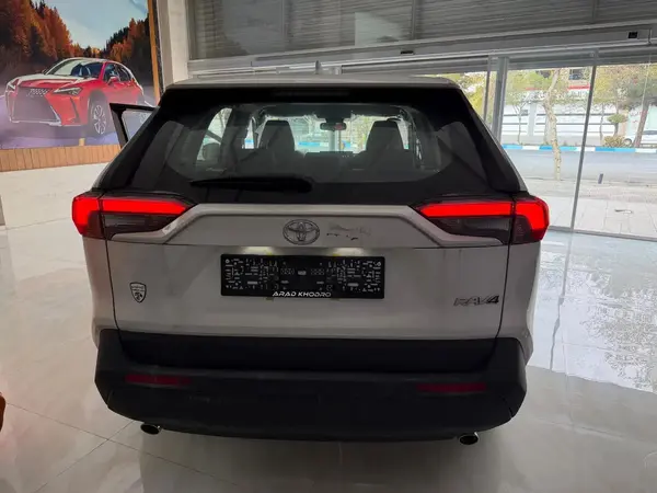 تویوتا، راوفور