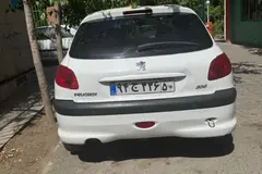 پژو، 206