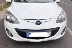 مزدا، 2 هاچ بک