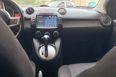 مزدا، 2 هاچ بک