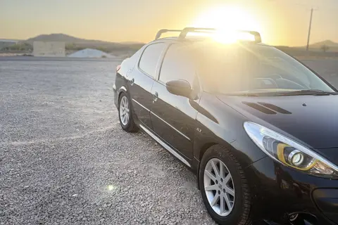 پژو، 207 صندوقدار