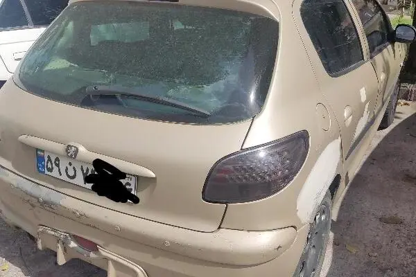 پژو،  206