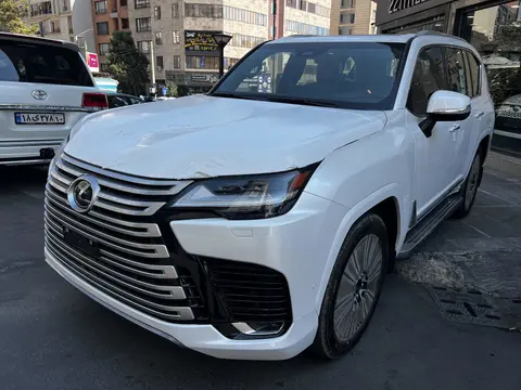 لکسوس، LX