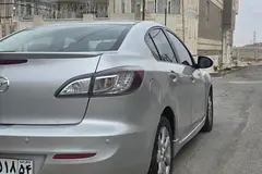 مزدا، 3 نیو صندوق دار