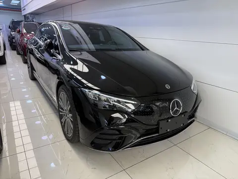 بنز، EQE Sedan