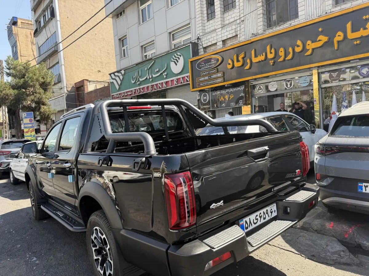 کی ام سی،  T9