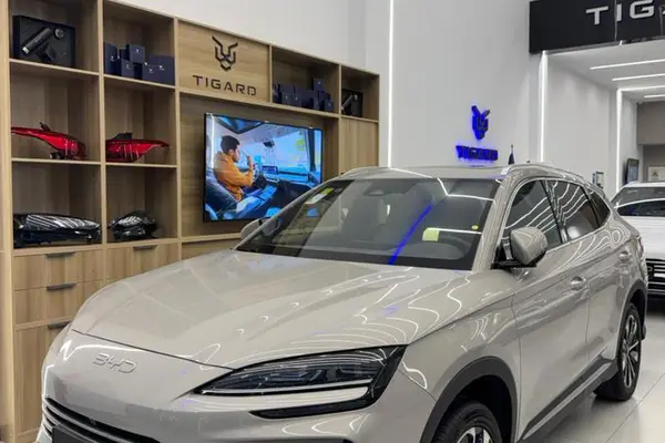 بی وای دی، سانگ پلاس DMi