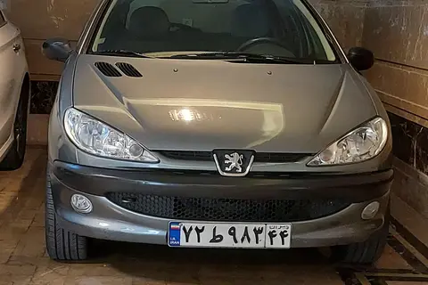 پژو، 206