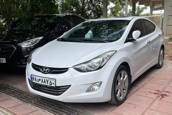 هیوندای  النترا