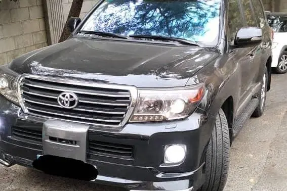 تویوتا، لندکروز چهار در