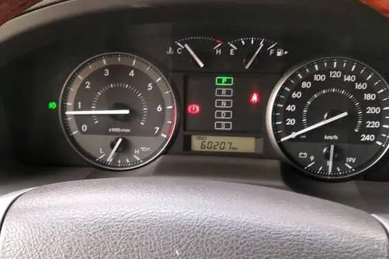 تویوتا، لندکروز چهار در