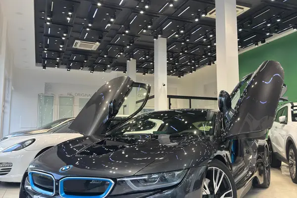 ب ام و، سری i