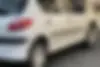 پژو،  206