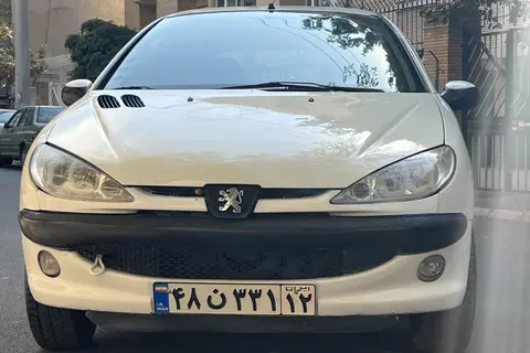 پژو، 206