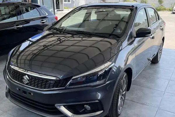 سوزوکی، سیاز