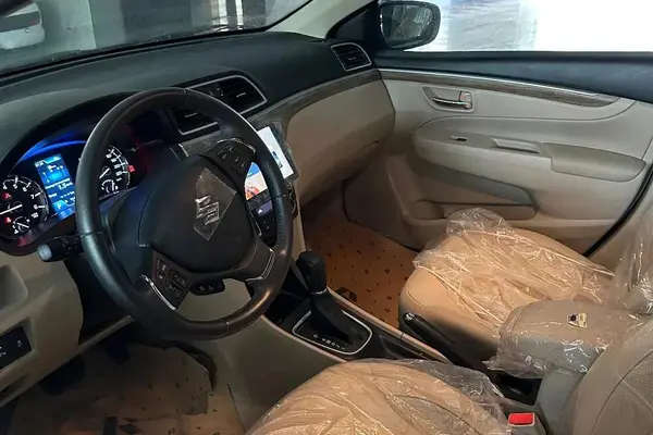 سوزوکی، سیاز