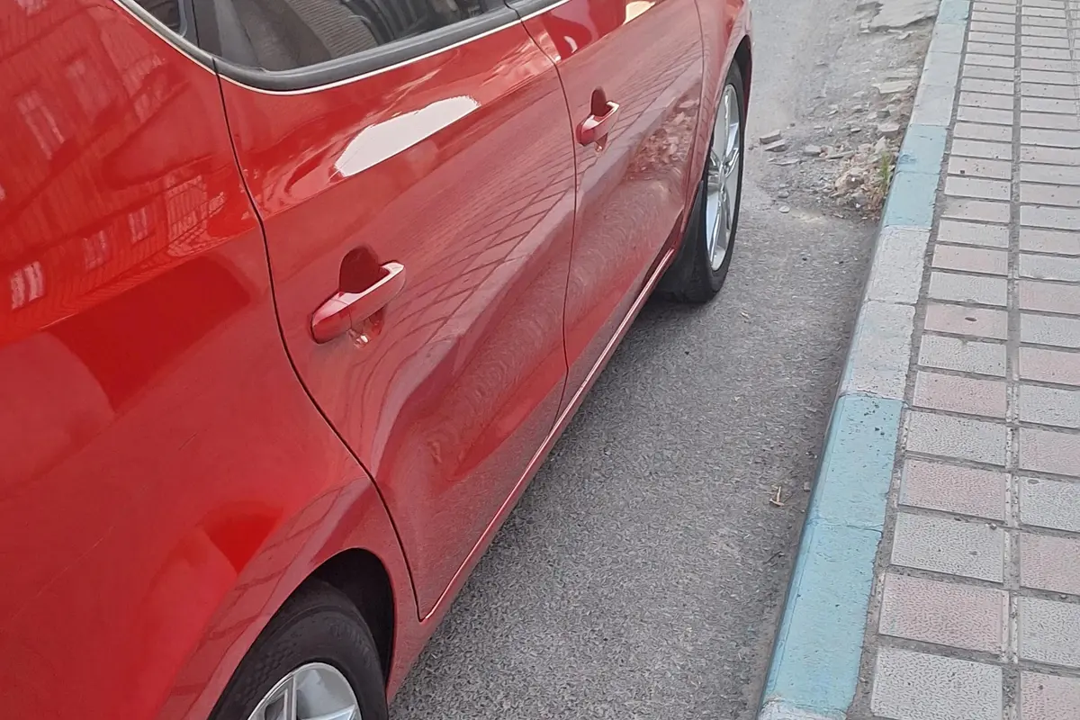 هیوندای  i30
