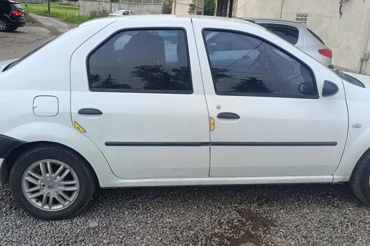 رنو،  تندر 90