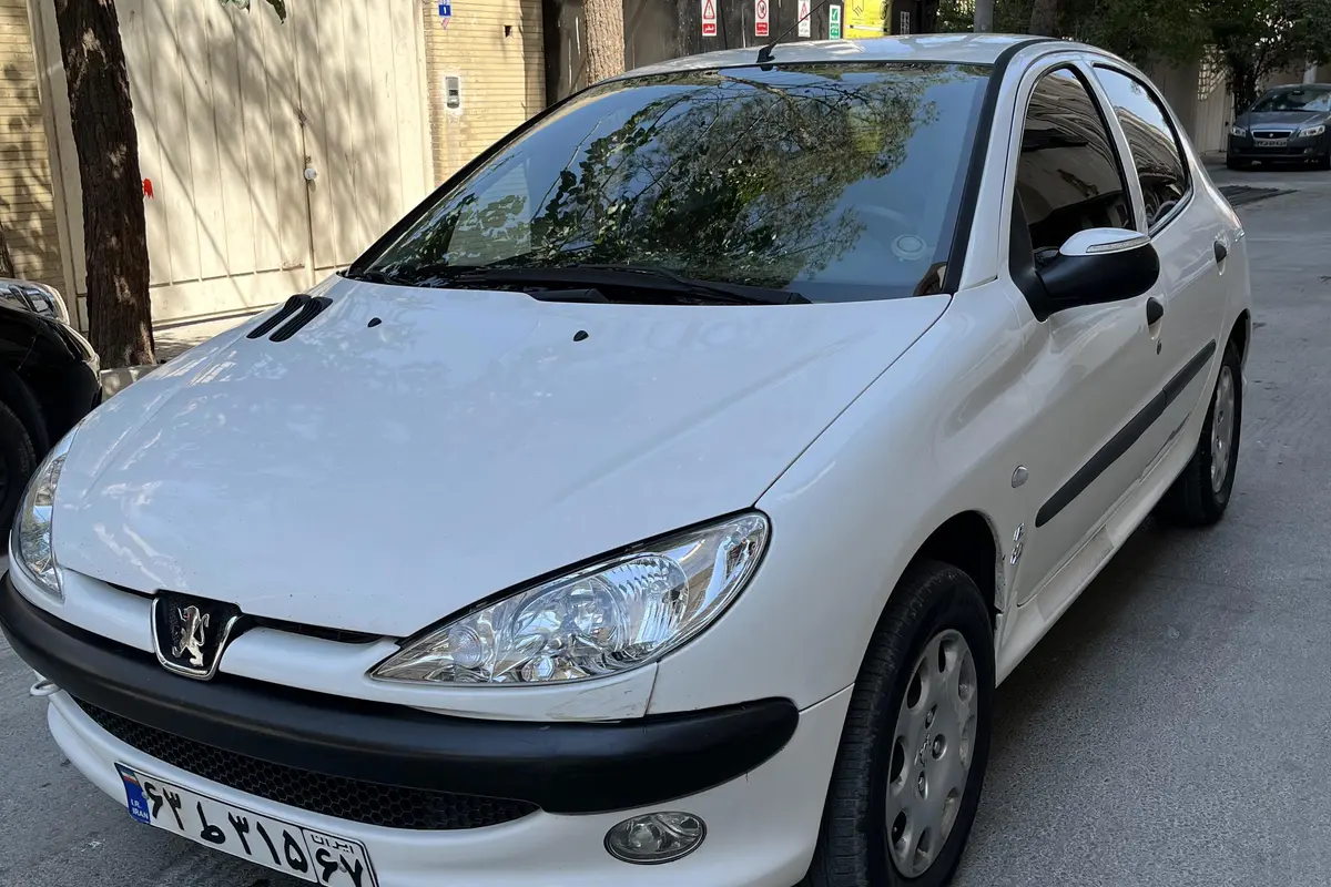 پژو،  206