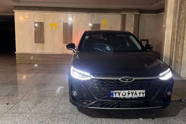 فونیکس  آریزو 8 (Z8)