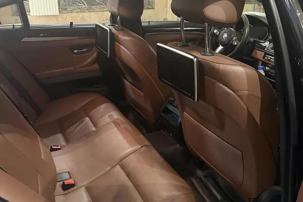 ب ام و، سری 5 سدان