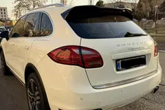 پورشه، کاین