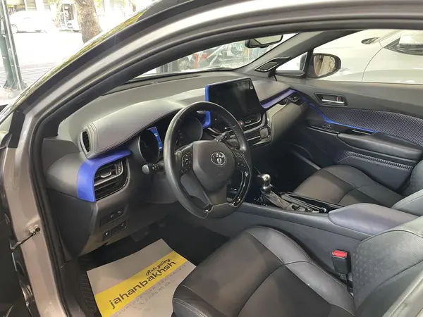 تویوتا، C-HR هیبرید